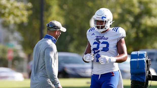 0C70B843-B25B-47F4-917E-976DA2A3B13E